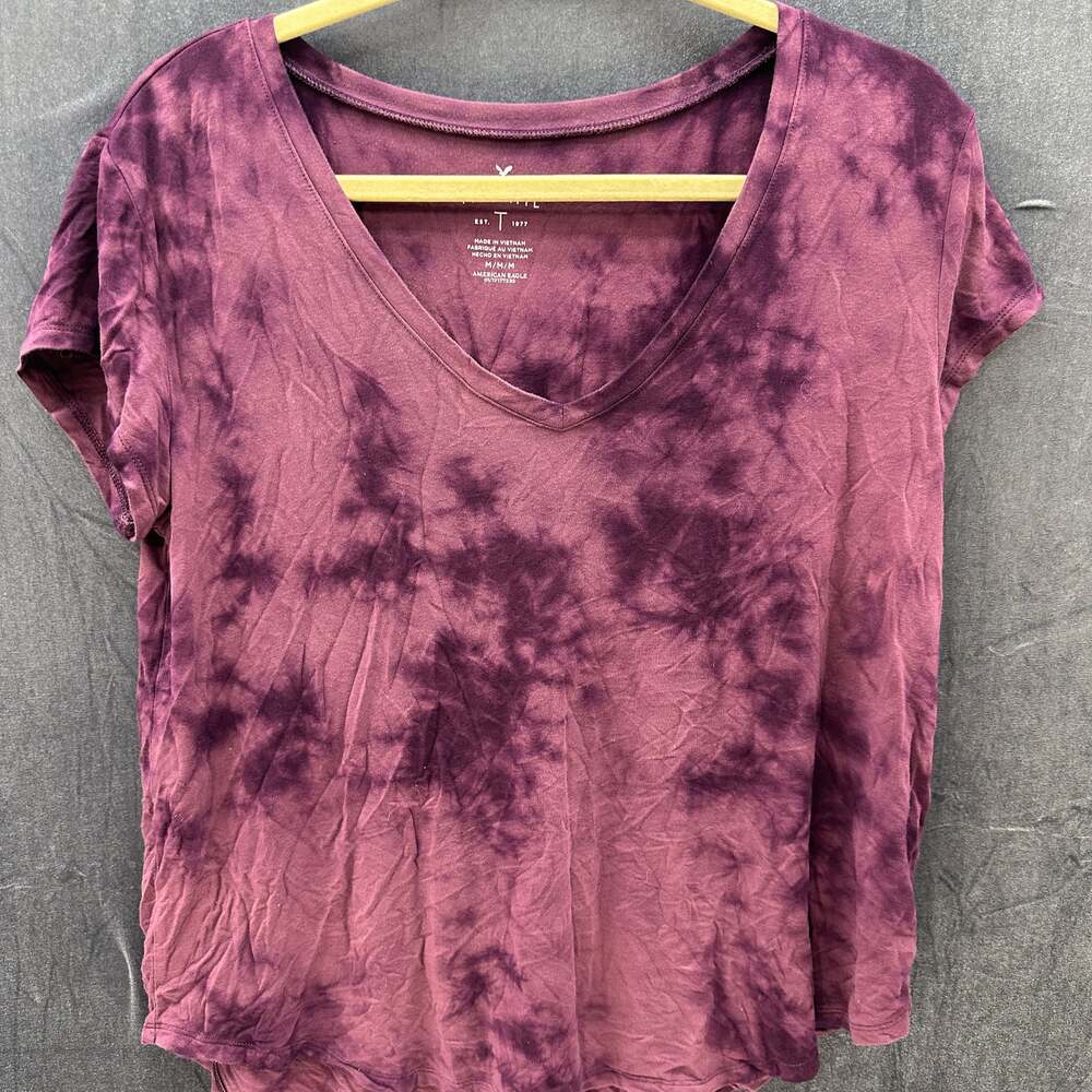 American Eagle Outfitters Women’s Favorite T Medium M